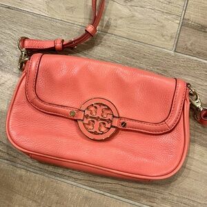Tory Burch Amanda Crossbody- BARELY USED!